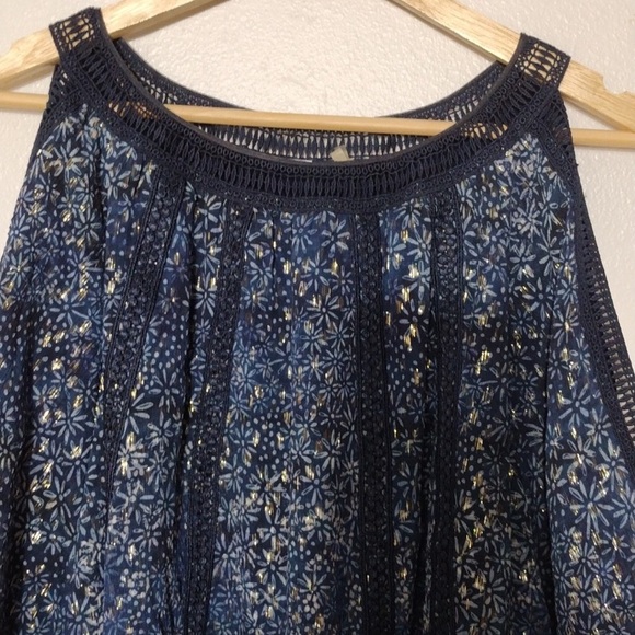 Elie Tahari Silk Cold Shoulder Mika Blouse Blue Floral Metallic NWOT $298 Retail - Picture 5 of 6